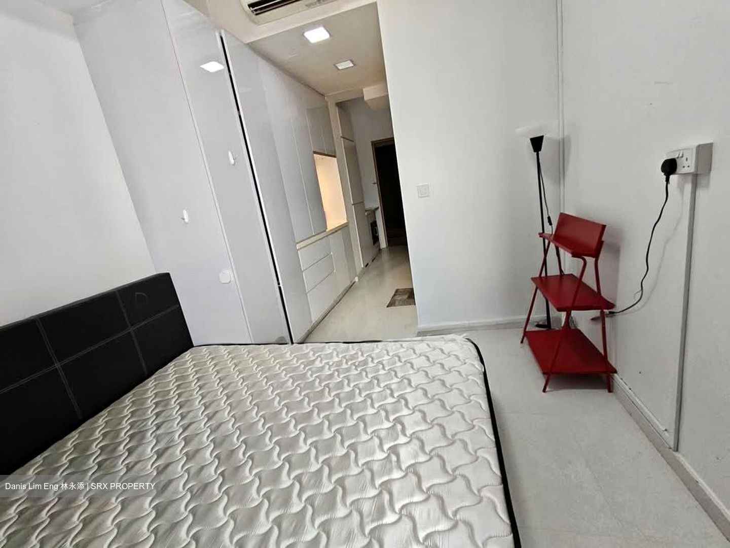 # 1 Loft (D14), Apartment #582704341